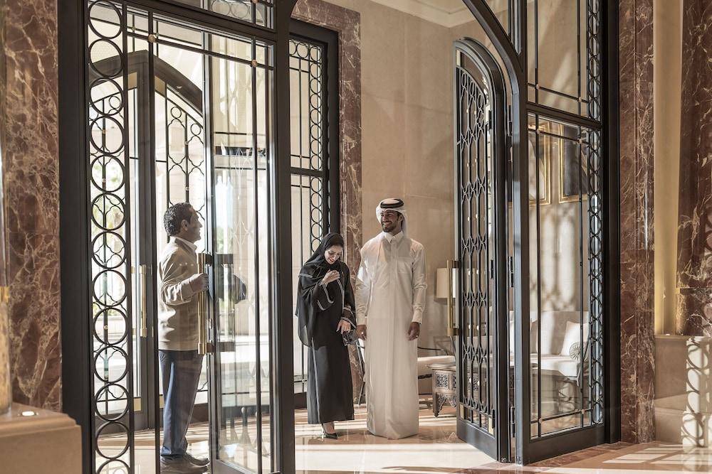 Four Seasons Hotel Doha Ngoại thất bức ảnh The Four Seasons Hotel in Riyadh