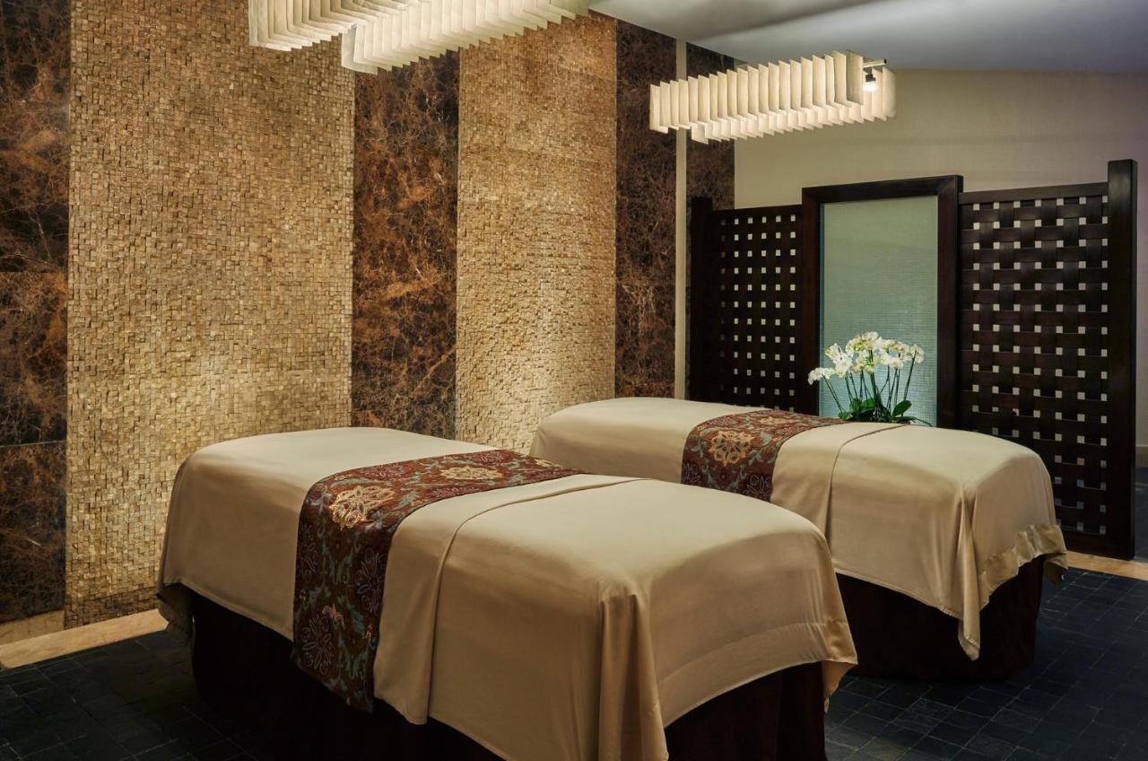 Four Seasons Hotel Doha Ngoại thất bức ảnh The Spa at The Westin