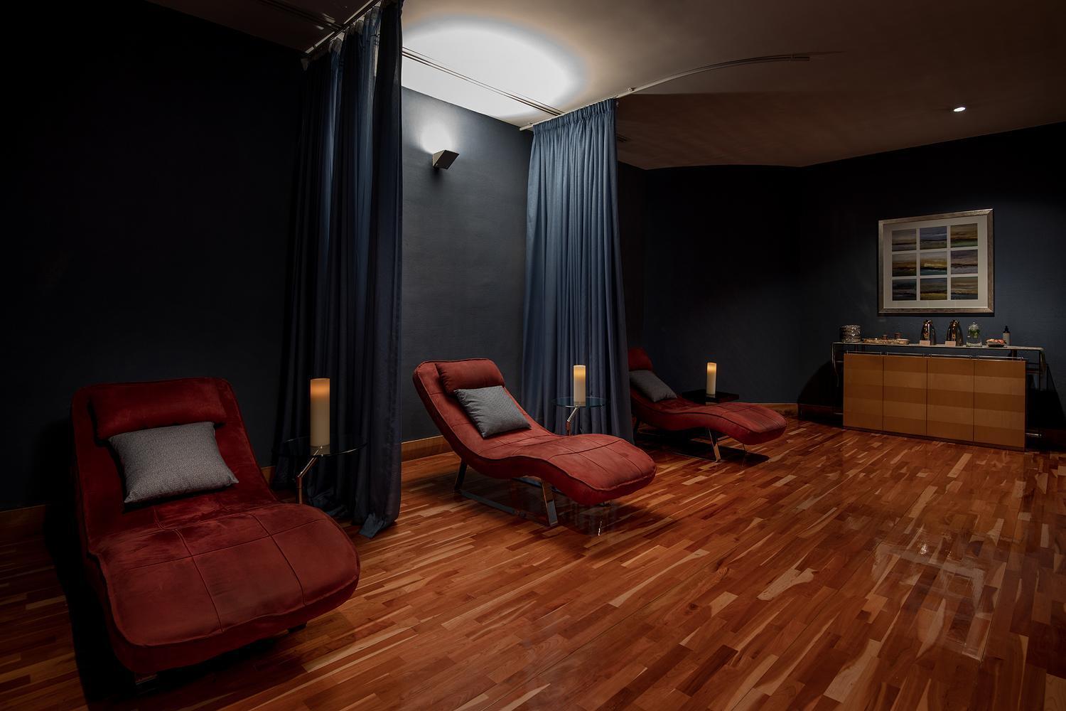 Four Seasons Hotel Doha Ngoại thất bức ảnh The relaxation room at the spa