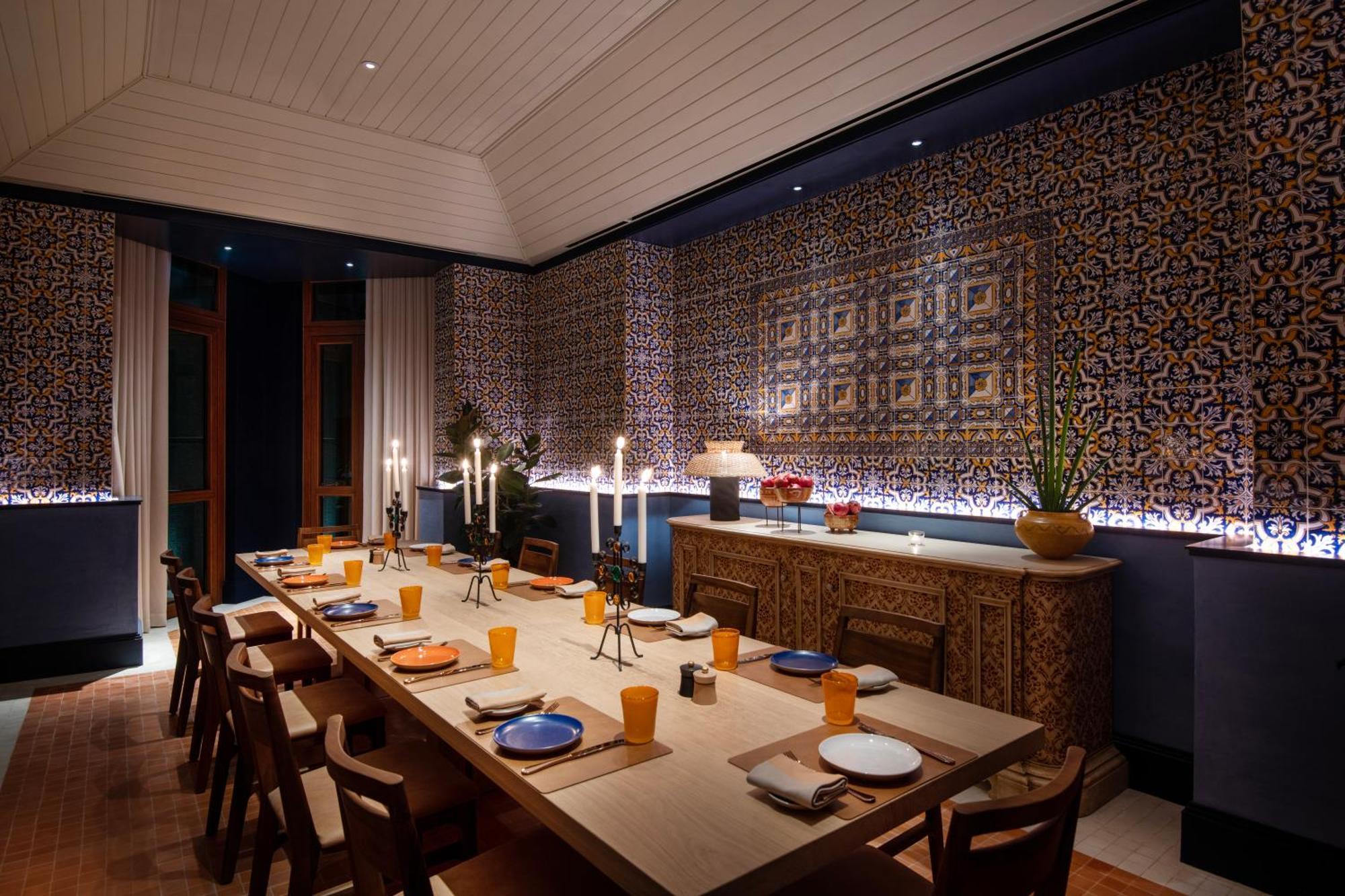 Four Seasons Hotel Doha Ngoại thất bức ảnh The dining room at the restaurant