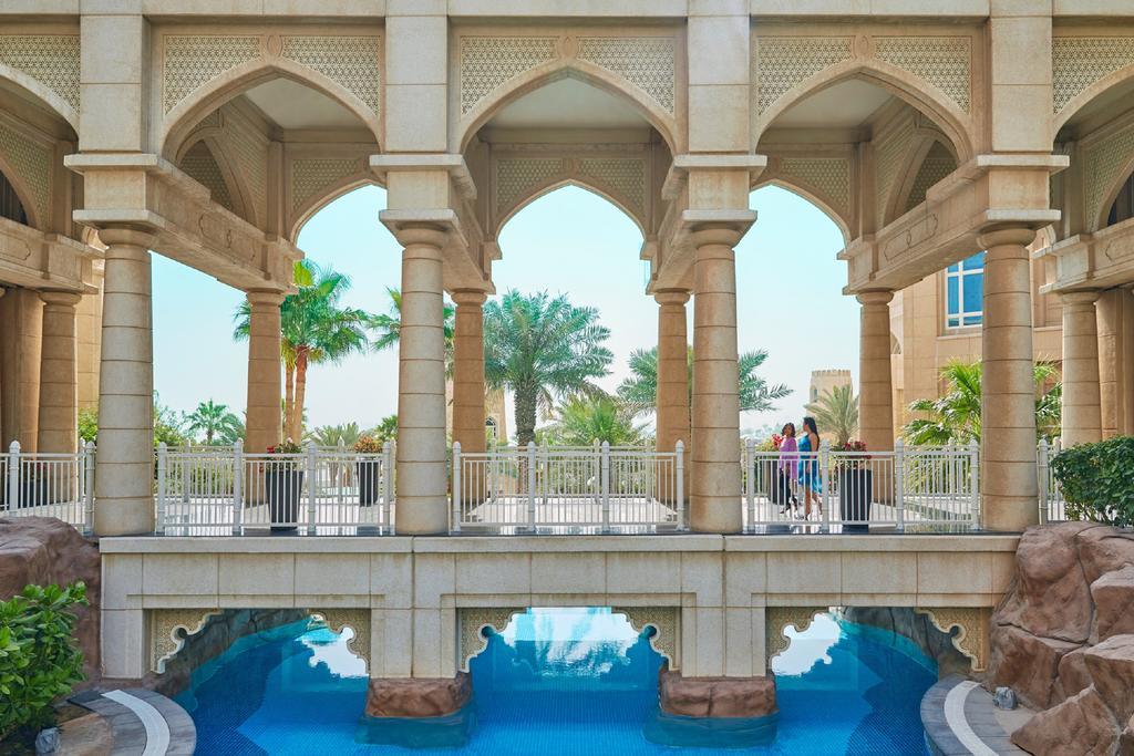 Four Seasons Hotel Doha Ngoại thất bức ảnh The Atlantis Aquaventure water park